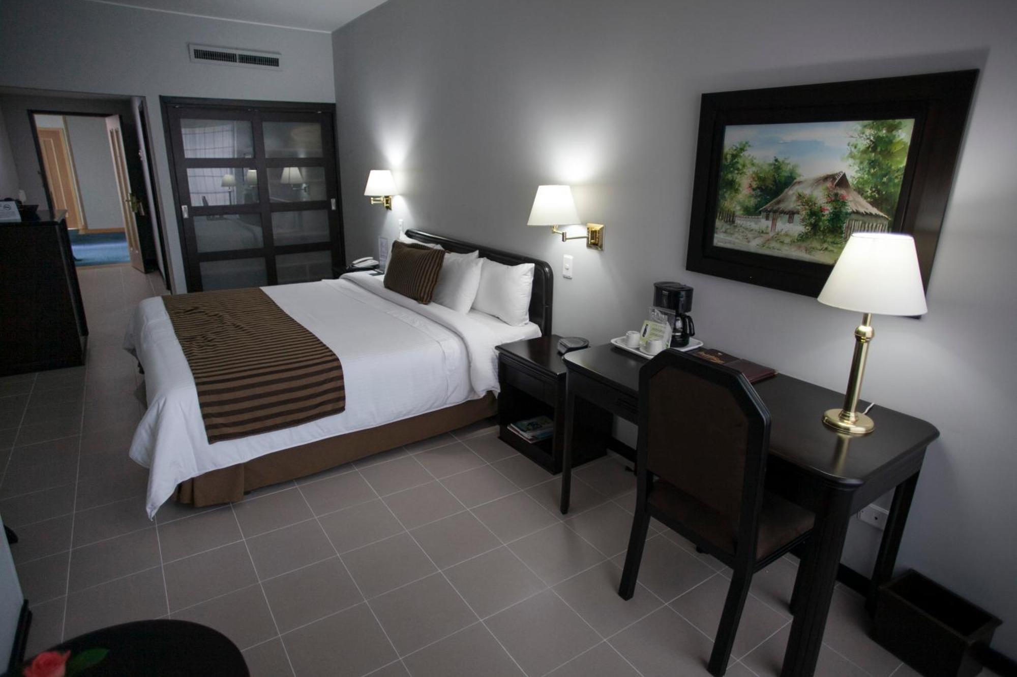 Hotel Internacional La Triada Bucaramanga Eksteriør billede